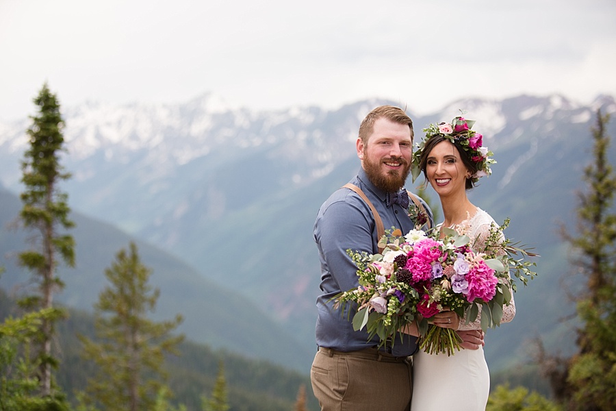 colorado mountain wedding photographer captures couple at their aspen elopement 