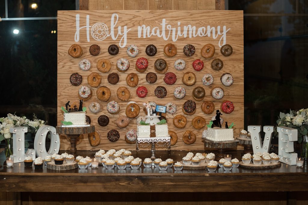 Wedding Details Spruce Mountain Ranch Wedding Photographer Donuts in weddings