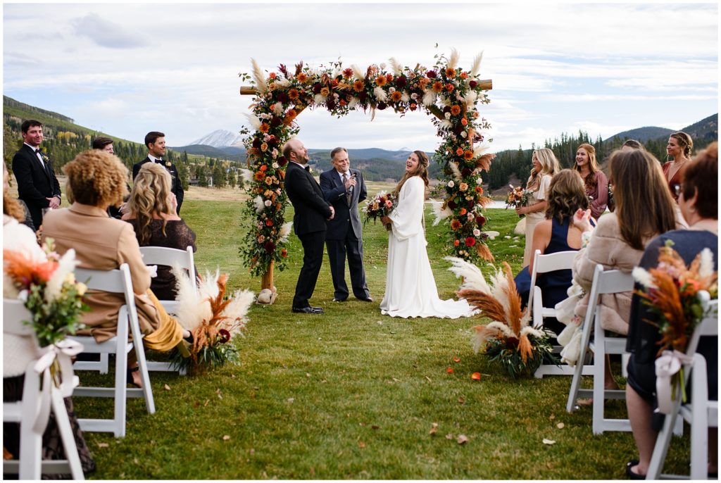 Wedding ceremony at Keystone Ranch