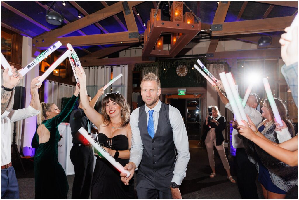 Guests line dancing with light sticks