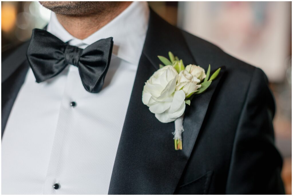 Groom's boutonniere 