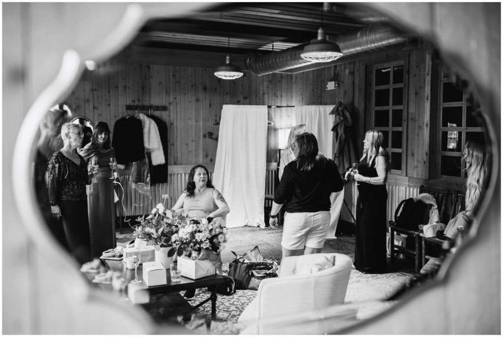 bridesmaids getting ready