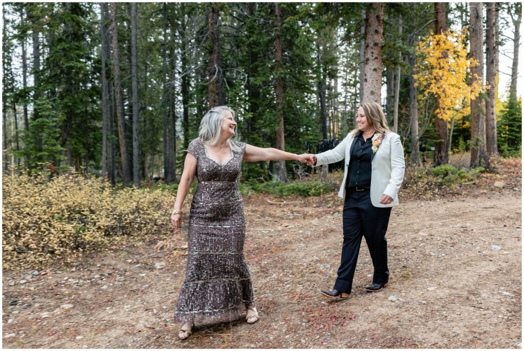 brides walking down trail at ten mile station