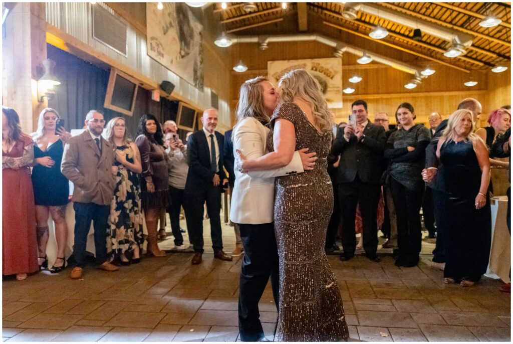 brides kissing during first dance at ten mile station